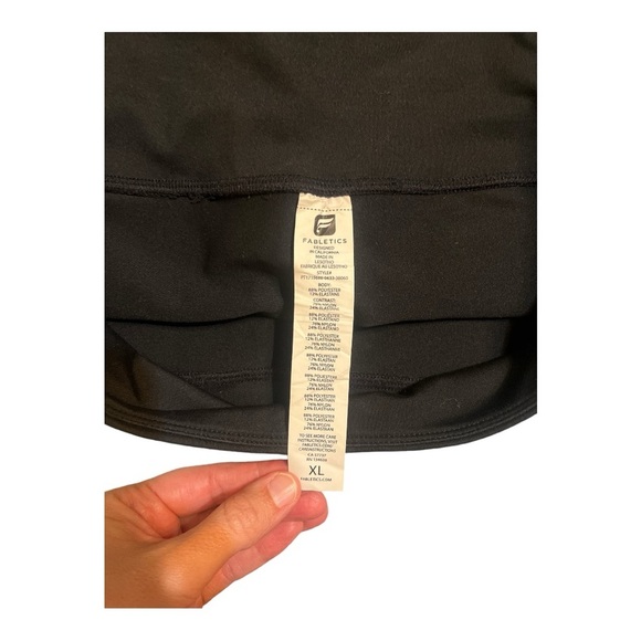 FABLE-TICS  Women’s Yoga 🧘 Pants Size XL Black and Colorful Design - Picture 3 of 6